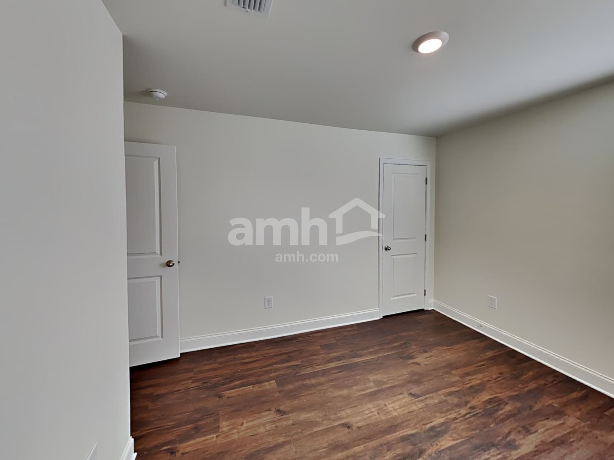 Building Photo - 593 Smt Vw Ln