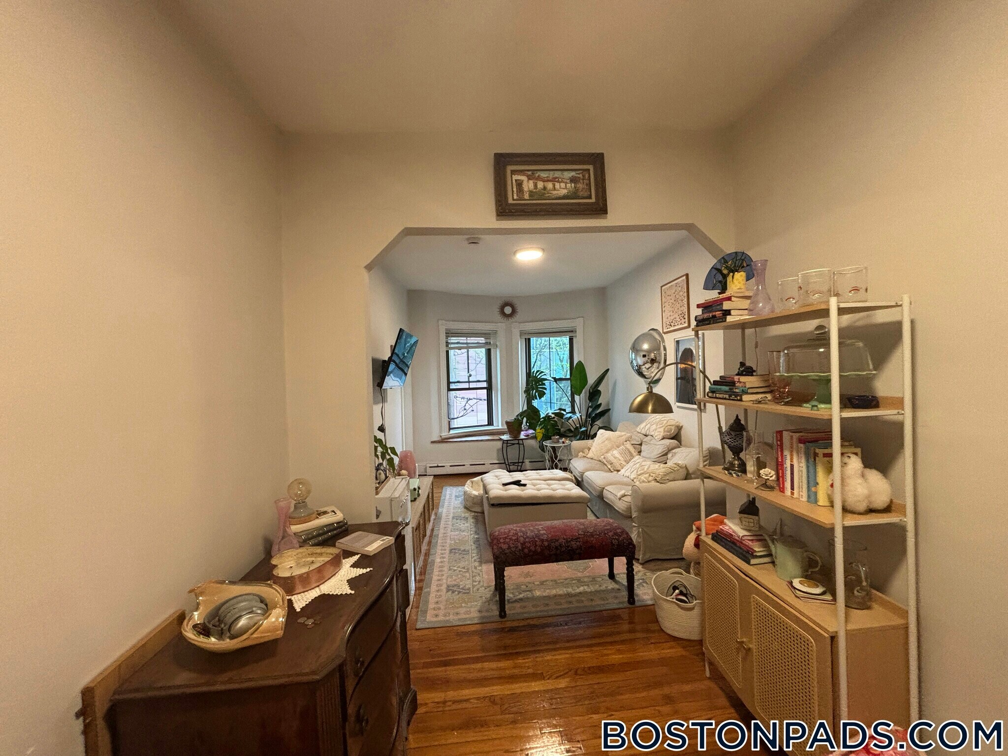 Building Photo - 114 Willow St