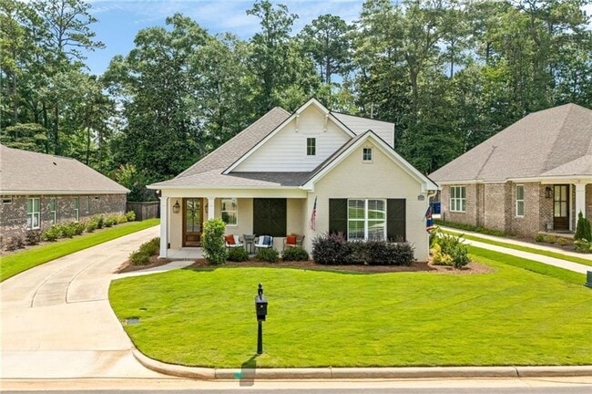Building Photo - Spacious 4BR Home Near Auburn University –...