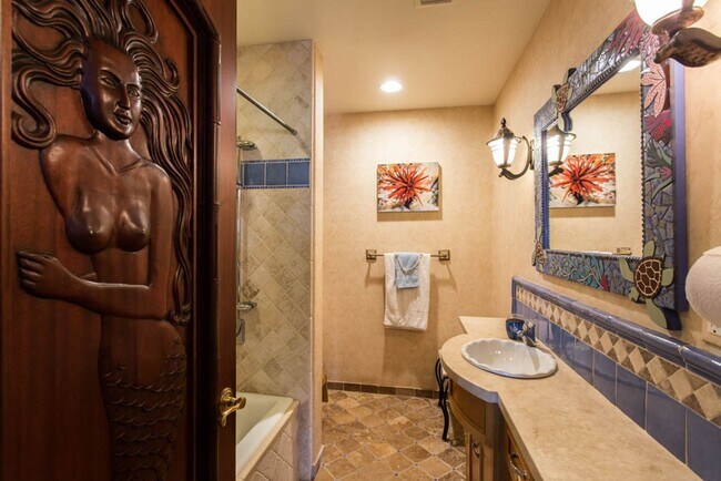 Building Photo - Stunning and unique custom home in Cardiff...