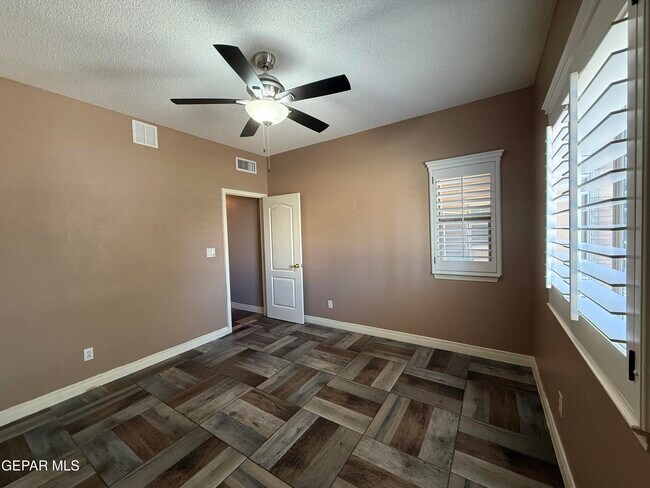 Building Photo - 12709 Tierra Lily Ct