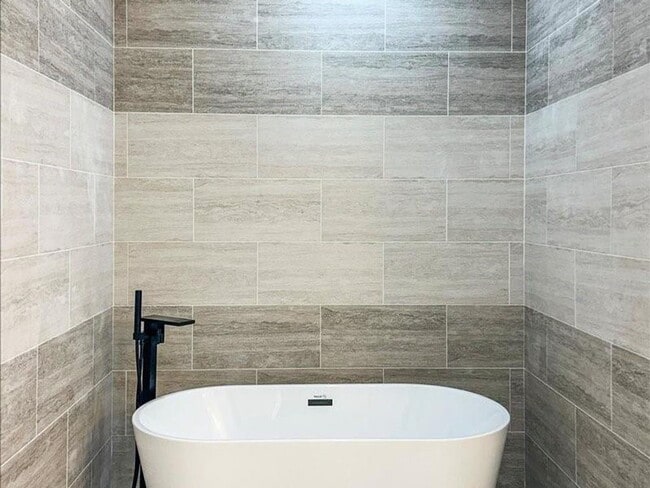 Building Photo - 4429 Sterling St