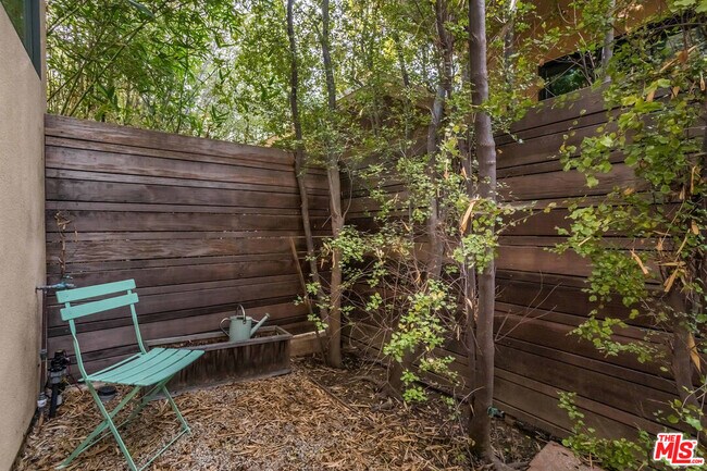 Building Photo - 1912 Liberty Ct