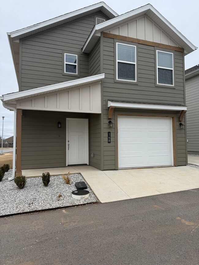 Building Photo - NEW 2 Bedroom In Centerton!