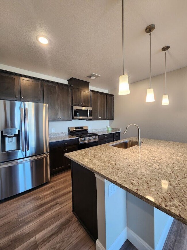 Building Photo - 9570 Accord Ln