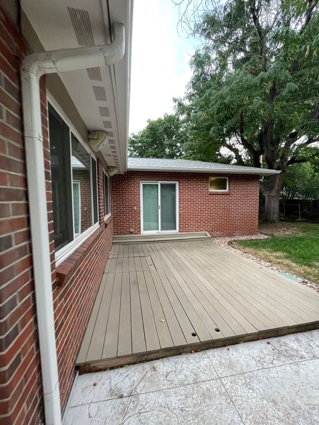 Building Photo - STUNNING Four Bedroom Ranch in Denver, CO-...