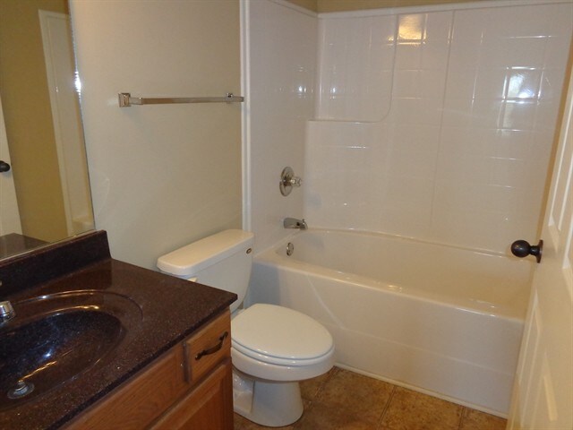 Building Photo - 3948 Justene Ct