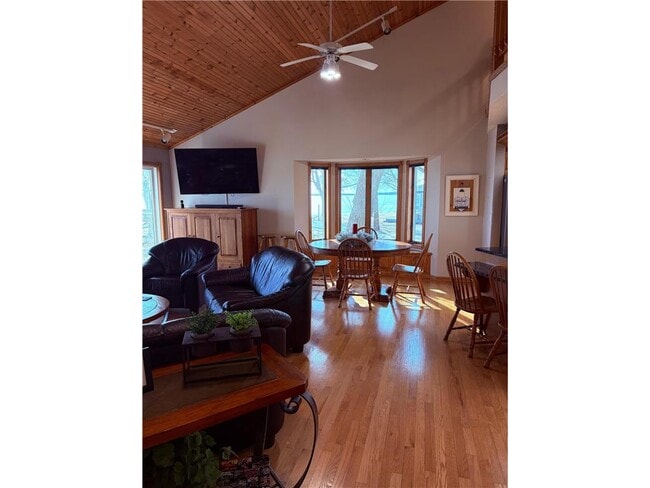 Building Photo - 12617 Old N Shore Dr