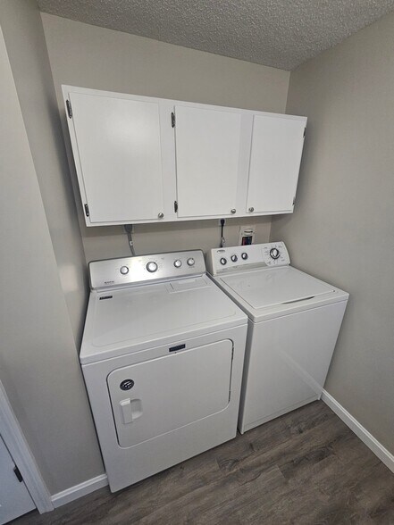 Building Photo - 264 Richards Ave