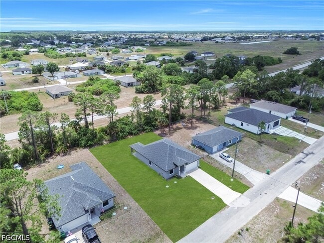 Building Photo - 6007 Kumquat Cir