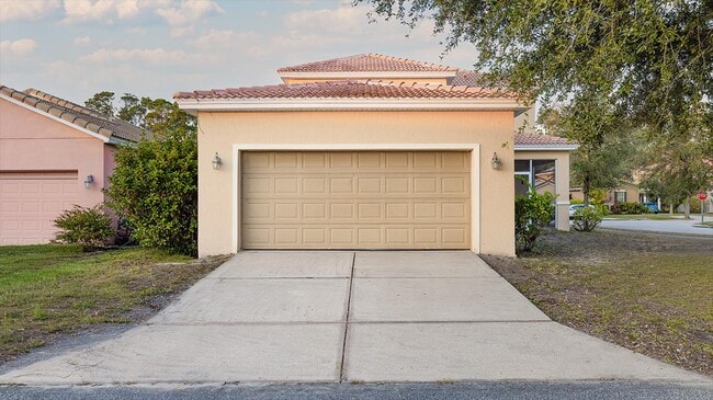 Building Photo - 3446 Pegaso Ave