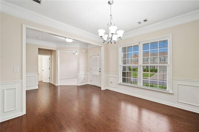 Building Photo - 522 Spring View Dr