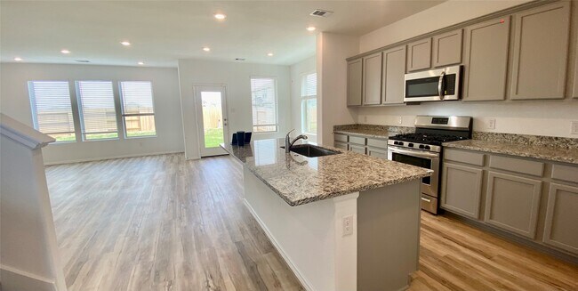 Building Photo - 26610 Daylily Grove St