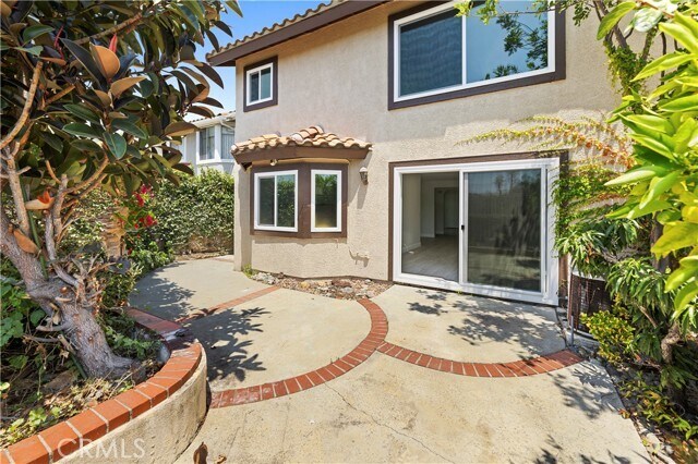 Building Photo - 24242 Briones Dr