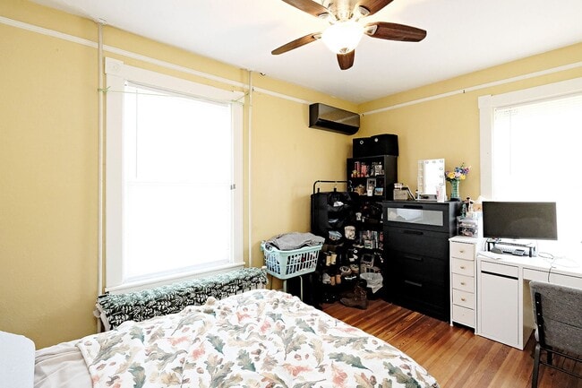 Building Photo - Downtown Home with Classic Charm & Modern Updates