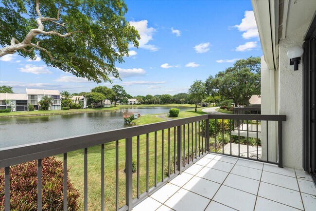 Building Photo - 609 Bridgewood Dr