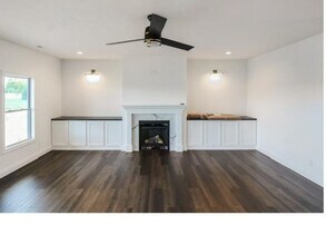 Building Photo - 5257 Maize Dr