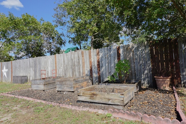 Building Photo - 4173 Big Buck Trail