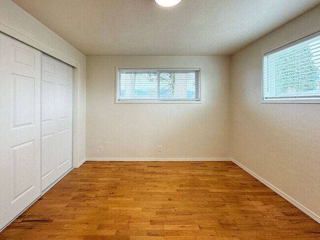 Building Photo - 2409 Ranch Dr