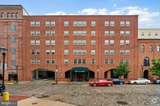 Building Photo - 960 Fell St