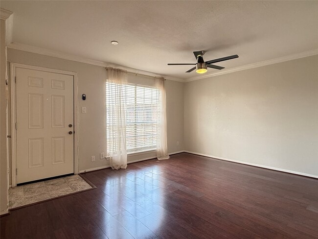Building Photo - 11550 Chimney Rock Rd
