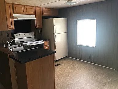 Building Photo - 808 Trotwood Dr