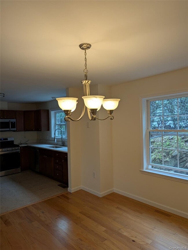 Building Photo - 126 Nethermont Ave