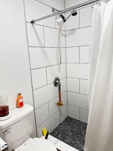 Building Photo - 2735 Harbor Blvd