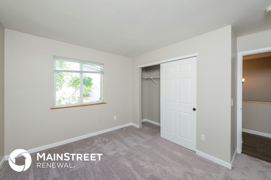 Building Photo - 17052 E Arkansas Dr