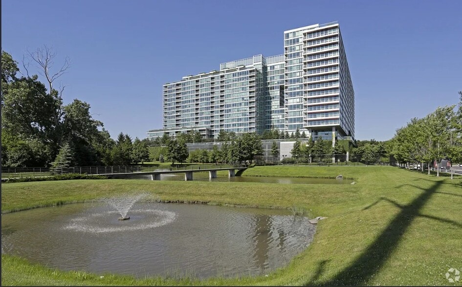 Building Photo - 9715 Woods Dr