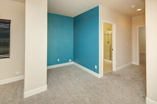 Building Photo - 847 Brookedge Drive