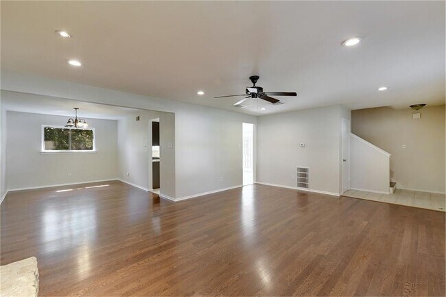 Building Photo - 3703 Skipton Dr