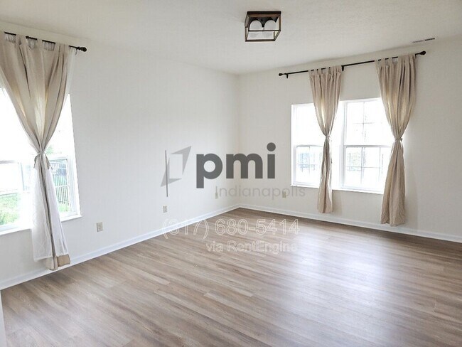 Building Photo - 5240 Castamere Dr