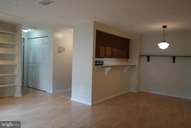 Building Photo - 18704 Caledonia Ct