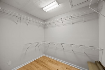 Building Photo - 73 Waters Rd