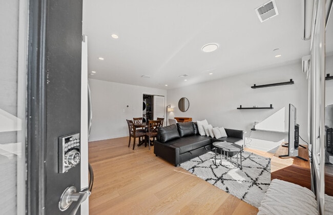 Building Photo - 2216 40th Pl NW