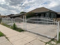 Building Photo - 1432 W 9th St