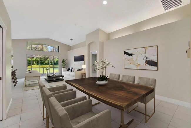 Building Photo - 7893 Stanza St