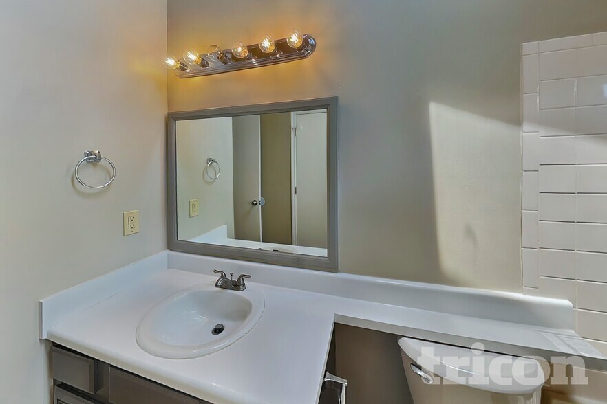 Building Photo - 3498 Clare Cottage Trace SW