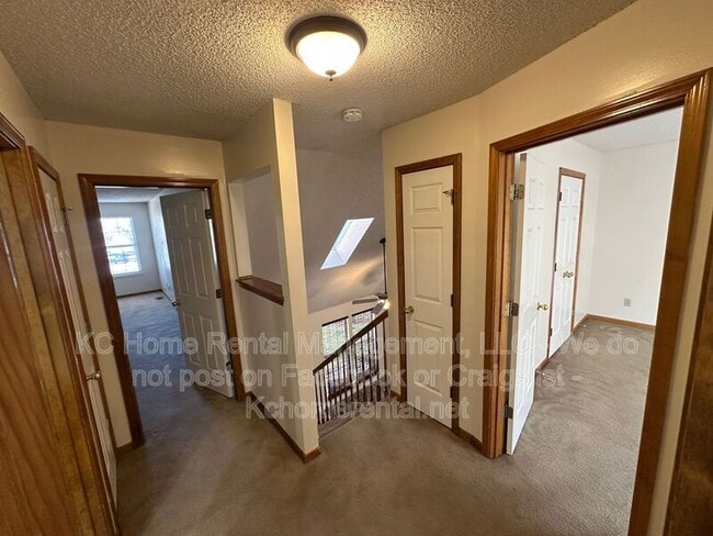 Building Photo - 766 Spring Cir