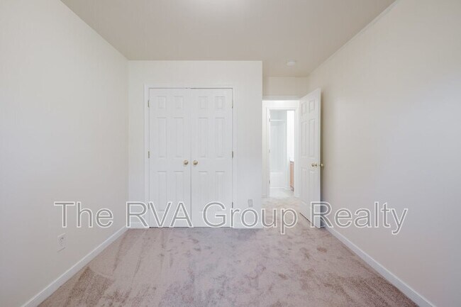 Building Photo - 2909 2nd Ave