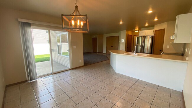 Building Photo - Rotherham: 151-153 East River Drive Duplex