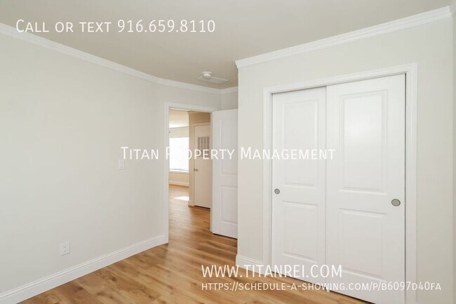 Building Photo - 313 Vandenberg Cir