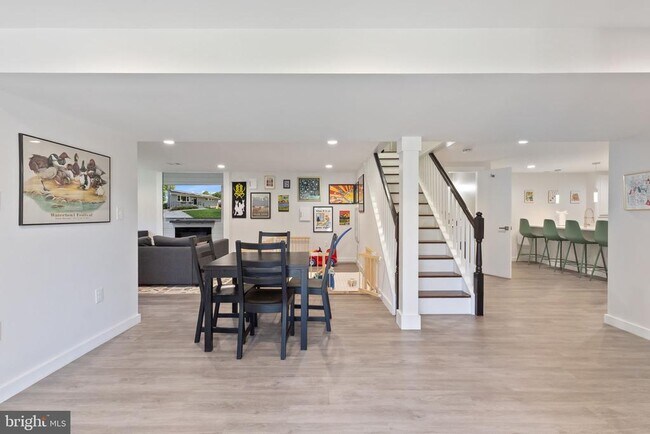 Building Photo - 8114 Drayton Ln