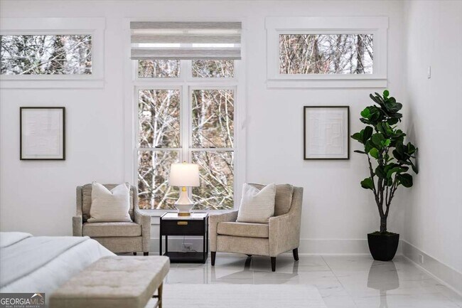 Building Photo - 3040 Wallace Cir SE