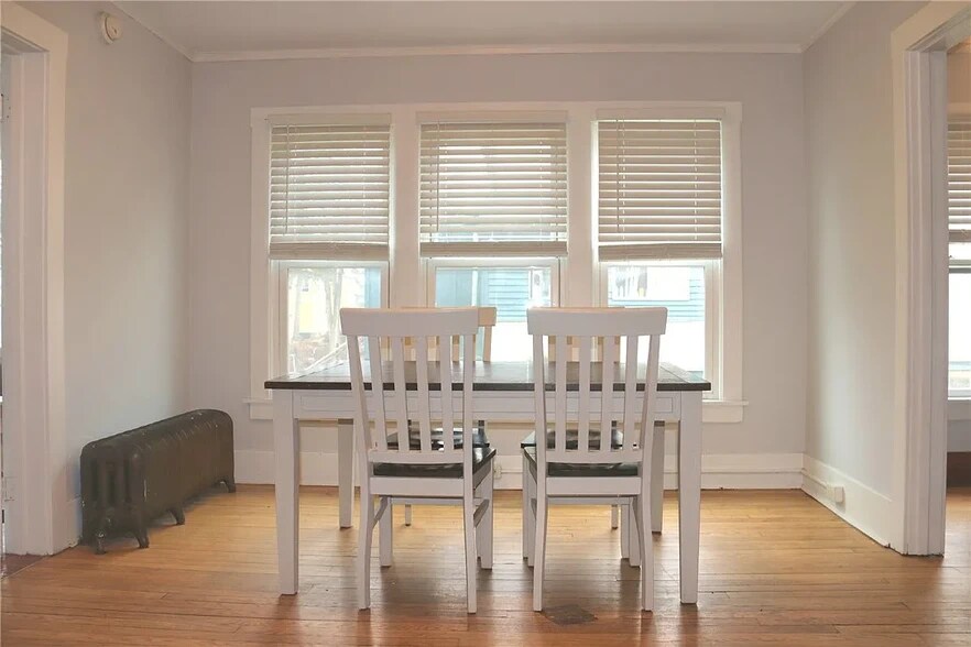 Building Photo - 412 Hillview Plz