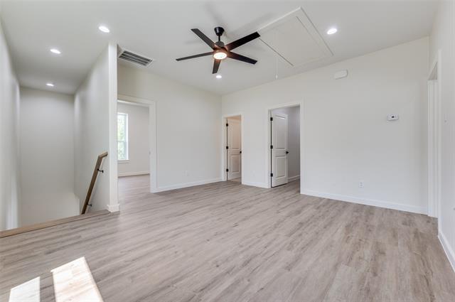 Building Photo - 3324 Navaro St