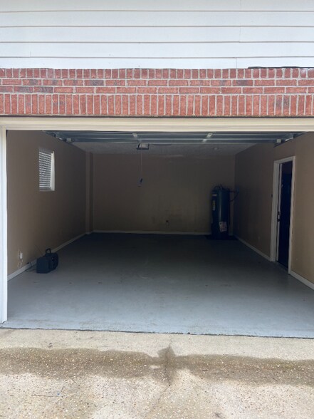 Building Photo - 19659 Young St