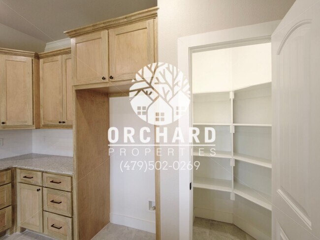 Building Photo - Tontitown - Single-Family Home- Desirable ...