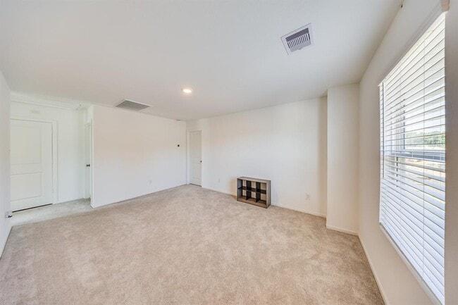 Building Photo - 18208 Pontecorvo Ln
